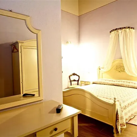 Relais La Leopolda Bed and Breakfast