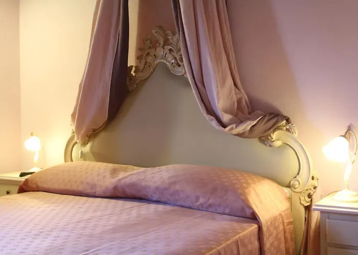 Alojamento de Acomodação e Pequeno-almoço Relais La Leopolda Cortona